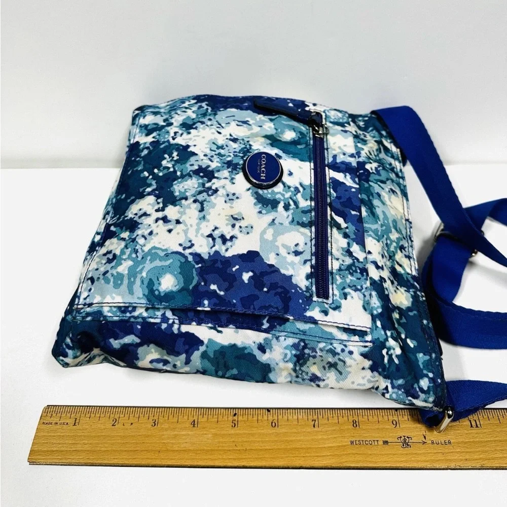Coach canvas blue